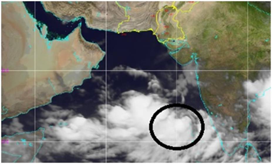 http://nwfc.pmd.gov.pk/Latest%20News/cyclone10june.jpg